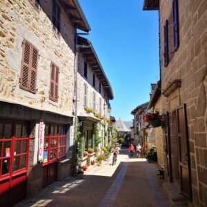 Exposition pour les 30 ans de Léz’Arts de la Rue à Marcolès