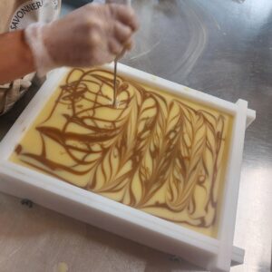 Démonstration de fabrication de savons artisanaux